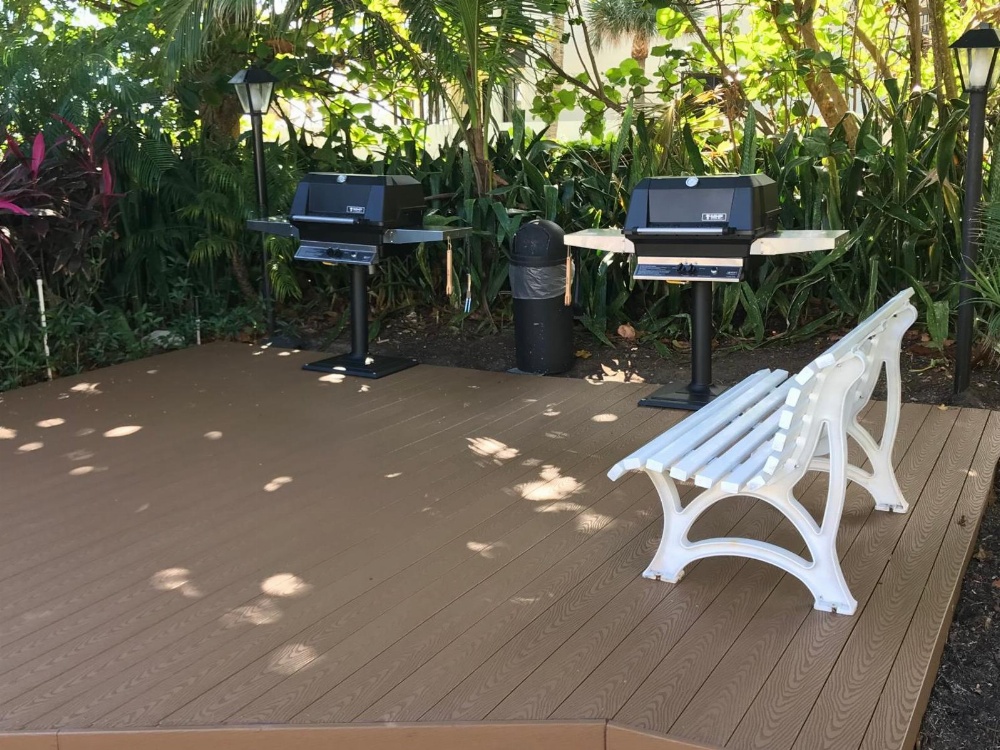 The Dover House Resort Main image