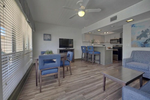 The Dover House Resort image 5