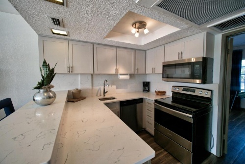 The Dover House Resort image 8